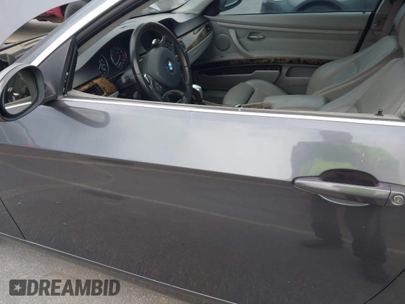 2008 BMW 3 Series 328xi z VIN WBAWV53528P078991, wystawiony jako IAAI lot #41662807 z przebiegiem Nie podano mil oraz . Historia ofert i sprzedaży dostępna na DreamBid. Obrazek 6.
