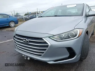 2017 Hyundai Elantra Limited z VIN 5NPD84LF6HH110163, wystawiony jako IAAI lot #41978553 z przebiegiem 195 760 mil mil oraz . Historia ofert i sprzedaży dostępna na DreamBid. Obrazek 6.