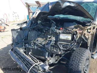 2019 Toyota Tacoma 4WD SR with VIN 3TMCZ5AN3KM268342, listed as a IAAI auction lot 40265512 with 66,789 mi miles. Bid and sale history available at carsss.com. Image 6.