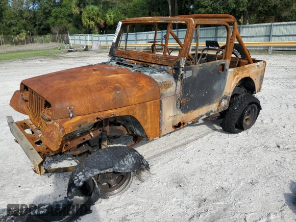 1985 Jeep CJ z VIN 1JCCM87E5FT029727, wystawiony jako Copart lot #71958704 z przebiegiem Nie podano mil oraz Nie do naprawy. Historia ofert i sprzedaży dostępna na DreamBid. Obrazek 1.