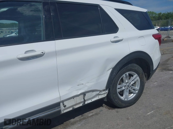 2022 Ford Explorer XLT с VIN 1FMSK8DHXNGA26620, выставлен на аукционе IAAI как лот 42335724 с пробегом 86 865 миль миль и . История ставок и продаж доступна на DreamBid. Изображение 6.