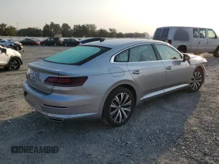 2019 Volkswagen Arteon SE z VIN WVWBR7AN7KE000360, wystawiony jako Copart lot #69217423 z przebiegiem 28 694 mil mil oraz . Historia ofert i sprzedaży dostępna na DreamBid. Obrazek 3.