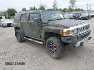 2008 Hummer H3 SUV with VIN 5GTEN13E388206391, listed as a IAAI auction lot 42057920 with 1 mi miles. Bid and sale history available at carsss.com. Image 1.