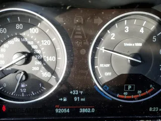 2017 BMW X1 xDrive28i with VIN WBXHT3C39H5F84369, listed as a Copart auction lot 68940992 with 92,054 mi miles. Bid and sale history available at carsss.com. Image 9.