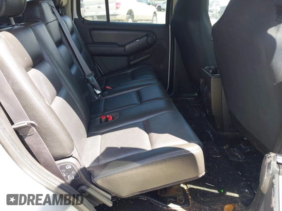 2009 Mercury Mountaineer Premier with VIN 4M2EU38E49UJ02638, listed as a IAAI auction lot 42017692 with 277,374 mi miles and . Bid and sale history available at DreamBid. Image 8.