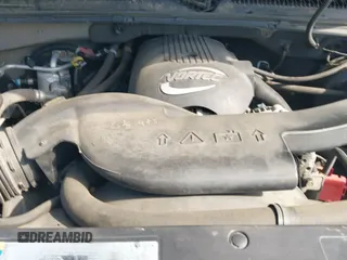 2002 Chevrolet Suburban LT with VIN 1GNFK16Z02J176373, listed as a IAAI auction lot 42769038 with 195,274 mi miles and . Bid and sale history available at DreamBid. Image 19.