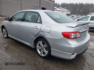 2013 Toyota Corolla L with VIN 2T1BU4EE5DC085714, listed as a IAAI auction lot 41651522 with 94,911 mi miles. Bid and sale history available at carsss.com. Image 3.