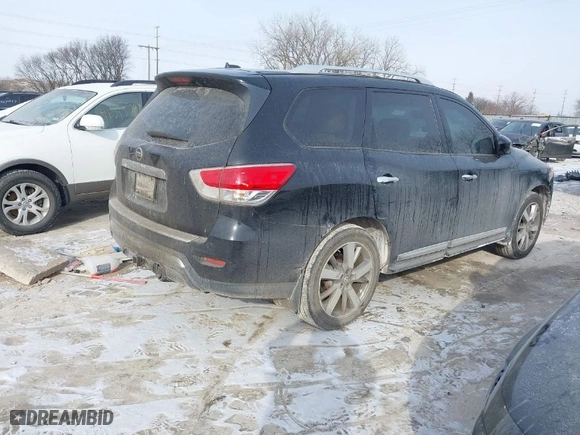 2014 Nissan Pathfinder SV with VIN 5N1AR2MM1EC702655, listed as a IAAI auction lot 41421438 with 178,030 mi miles. Bid and sale history available at carsss.com. Image 4.