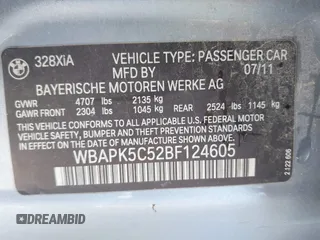 2011 BMW 3 Series 328i xDrive z VIN WBAPK5C52BF124605, wystawiony jako IAAI lot #41585190 z przebiegiem 108 000 mil mil oraz . Historia ofert i sprzedaży dostępna na DreamBid. Obrazek 9.