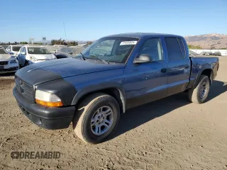 2004 Dodge Dakota Sport with VIN 1D7HL38NX4S789687, listed as a Copart auction lot 77435824 with 157,993 mi miles and Salvage Title. Bid and sale history available at carsss.com. Image 1.