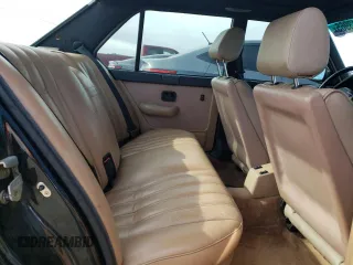 1988 BMW M5 z VIN WBSDC930XJ2791080, wystawiony jako Copart lot #45013965 z przebiegiem 158 194 mil mil oraz Tytuł czysty. Historia ofert i sprzedaży dostępna na DreamBid. Obrazek 10.