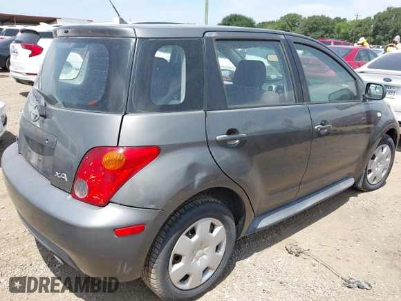 2004 Scion xA z VIN JTKKT624X40073877, wystawiony jako IAAI lot #42321335 z przebiegiem 230 700 mil mil oraz . Historia ofert i sprzedaży dostępna na DreamBid. Obrazek 4.