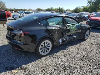 2022 Tesla Model 3 with VIN 5YJ3E1EA5NF102554, listed as a Copart auction lot 53195075 with 62,453 mi miles and Salvage Title. Bid and sale history available at DreamBid. Image 3.