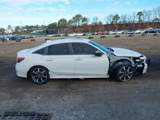 2025 Honda Civic Sedan Hybrid Sport with VIN 2HGFE4F81SH305989, listed as a IAAI auction lot 41193041 with 3,353 mi miles. Bid and sale history available at carsss.com. Image 12.