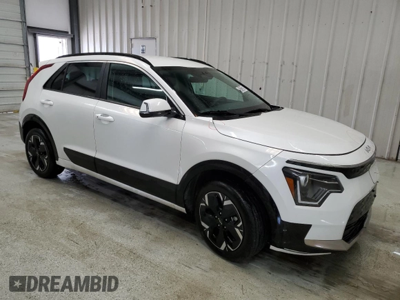 2024 Kia Niro Wind with VIN KNDCR3L13R5121615, listed as a Copart auction lot 54313305 with 13,614 mi miles and Clean Title. Bid and sale history available at DreamBid. Image 4.
