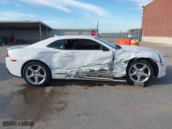 2014 Chevrolet Camaro LT with VIN 2G1FC1E32E9186270, listed as a IAAI auction lot 41248640 with NaN miles. Bid and sale history available at carsss.com. Image 13.