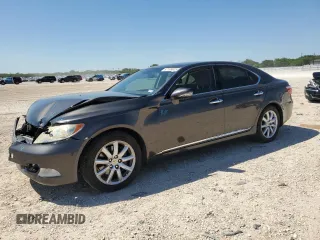 2008 Lexus LS 460 z VIN JTHBL46F585080296, wystawiony jako Copart lot #52109825 z przebiegiem 99 623 mil mil oraz Szkoda całkowita • Salvage title. Historia ofert i sprzedaży dostępna na DreamBid. Obrazek 1.