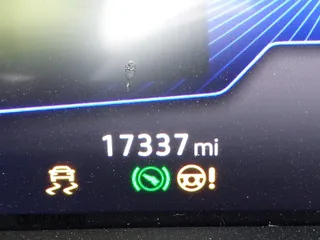 2024 Volkswagen Tiguan SE R-Line Black with VIN 3VV8B7AX3RM108710, listed as a IAAI auction lot 42032777 with 17,337 mi miles and . Bid and sale history available at DreamBid. Image 7.