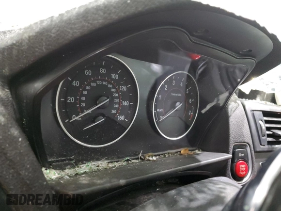 2015 BMW 2 Series M235i xDrive with VIN WBA1J9C55FVX98646, listed as a Copart auction lot 86187464 with 0 mi miles and Salvage Title. Bid and sale history available at carsss.com. Image 9.
