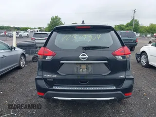 2017 Nissan Rogue SL z VIN JN8AT2MV6HW276743, wystawiony jako IAAI lot #42317904 z przebiegiem 214 254 mil mil oraz . Historia ofert i sprzedaży dostępna na DreamBid. Obrazek 16.