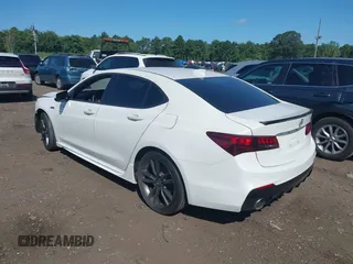 2019 Acura TLX w/A-Spec Pkg z VIN 19UUB2F66KA003762, wystawiony jako IAAI lot #40118141 z przebiegiem 66 341 mil mil oraz . Historia ofert i sprzedaży dostępna na DreamBid. Obrazek 3.
