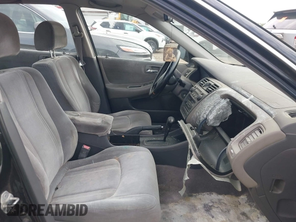 1999 Honda Accord LX z VIN JHMCG564XXC007996, wystawiony jako IAAI lot #42228809 z przebiegiem 342 104 mil mil oraz . Historia ofert i sprzedaży dostępna na DreamBid. Obrazek 5.