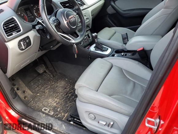 2018 Audi Q3 Premium with VIN WA1ECCFS0JR019646, listed as a Copart auction lot 70458152 with 54,207 mi miles. Bid and sale history available at carsss.com. Image 7.