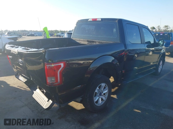 2017 Ford F-150 XL with VIN 1FTEW1CP1HFB17419, listed as a IAAI auction lot 41570543 with 237,373 mi miles. Bid and sale history available at carsss.com. Image 4.