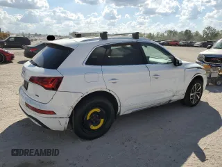 2021 Audi Q5 Premium Plus with VIN WA1BAAFY1M2041783, listed as a Copart auction lot 48196285 with 0 mi miles and Salvage Title. Bid and sale history available at carsss.com. Image 3.