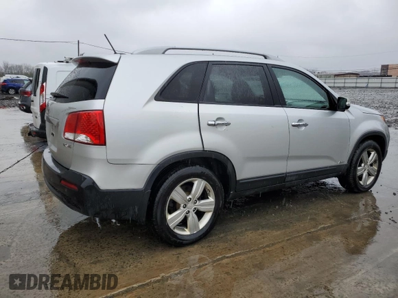 2013 Kia Sorento EX with VIN 5XYKUDA25DG353516, listed as a Copart auction lot 50246635 with 179,441 mi miles and Clean Title. Bid and sale history available at carsss.com. Image 3.
