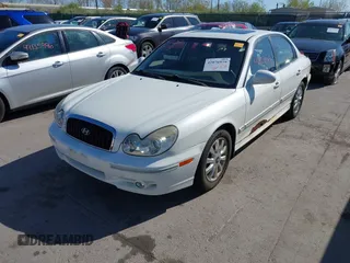 2005 Hyundai Sonata GLS with VIN KMHWF35H25A178921, listed as a IAAI auction lot 42076979 with 123,039 mi miles. Bid and sale history available at carsss.com. Image 6.
