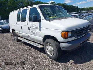2007 Ford Econoline Cargo Commercial с VIN 1FTNE24W17DA29818, выставлен на аукционе IAAI как лот 42314291 с пробегом Не указан миль и . История ставок и продаж доступна на DreamBid. Изображение 1.