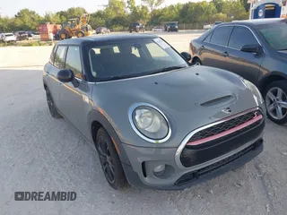 2017 MINI Clubman Cooper S z VIN WMWLN9C33H2E49598, wystawiony jako IAAI lot #42347879 z przebiegiem 68 732 mil mil oraz . Historia ofert i sprzedaży dostępna na DreamBid. Obrazek 1.