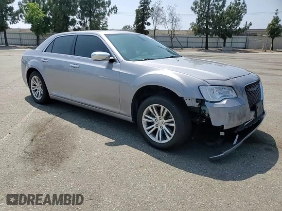 2016 Chrysler 300 C z VIN 2C3CCAEG7GH198120, wystawiony jako Copart lot #59880995 z przebiegiem 150 916 mil mil oraz Szkoda całkowita • Salvage title. Historia ofert i sprzedaży dostępna na DreamBid. Obrazek 13.