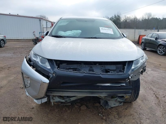 2019 Mitsubishi Eclipse Cross ES with VIN JA4AT3AAXKZ035142, listed as a IAAI auction lot 41423375 with 161,034 mi miles. Bid and sale history available at carsss.com. Image 13.