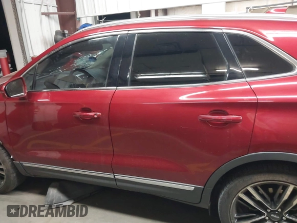 2017 Lincoln MKC Reserve with VIN 5LMTJ3DH7HUL34809, listed as a IAAI auction lot 41980642 with 89,247 mi miles and . Bid and sale history available at DreamBid. Image 15.
