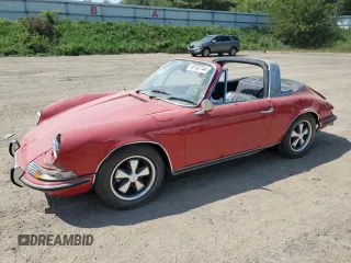1969 Porsche 911 with VIN 119210805, listed as a Copart auction lot 68702144 with 86,494 mi miles and Clean title. Bid and sale history available at DreamBid. Image 1.