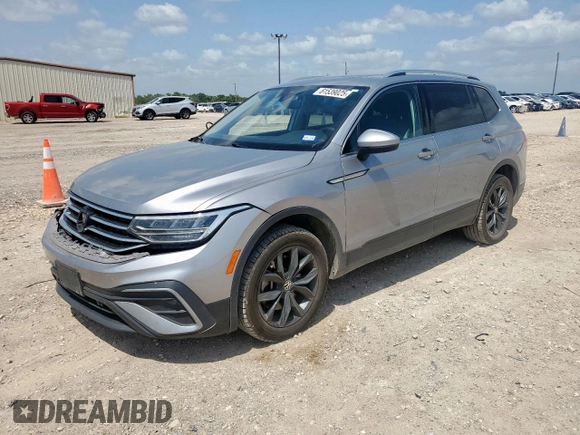 2022 Volkswagen Tiguan SE with VIN 3VV3B7AX5NM066514, listed as a Copart auction lot 61539025 with 141,315 mi miles and Clean title. Bid and sale history available at DreamBid. Image 1.