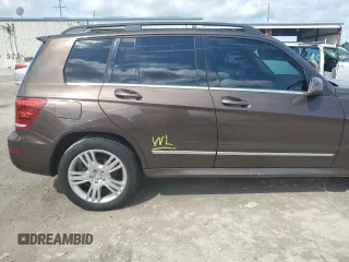 2015 Mercedes-Benz GLK 350 with VIN WDCGG5HBXFG409615, listed as a Copart auction lot 70898804 with 137,692 mi miles and Salvage Title. Bid and sale history available at DreamBid. Image 13.