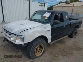 2003 Ford Ranger XL Fleet z VIN 1FTZR45E33PB11145, wystawiony jako IAAI lot #42643295 z przebiegiem Nie podano mil oraz . Historia ofert i sprzedaży dostępna na DreamBid. Obrazek 2.