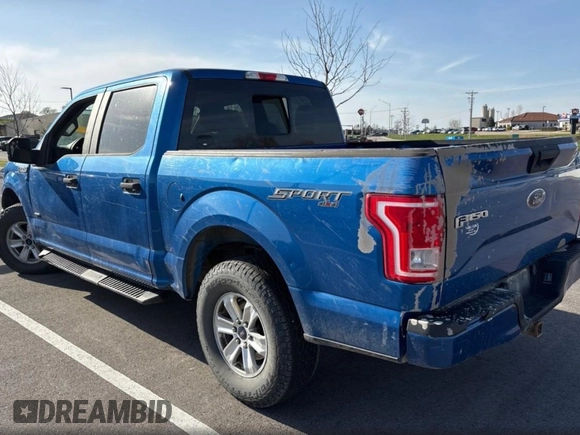 2015 Ford F-150 XLT with VIN 1FTEW1EPXFKD79599, listed as a Copart auction lot 53406455 with 201,199 mi miles and Clean Title. Bid and sale history available at carsss.com. Image 3.