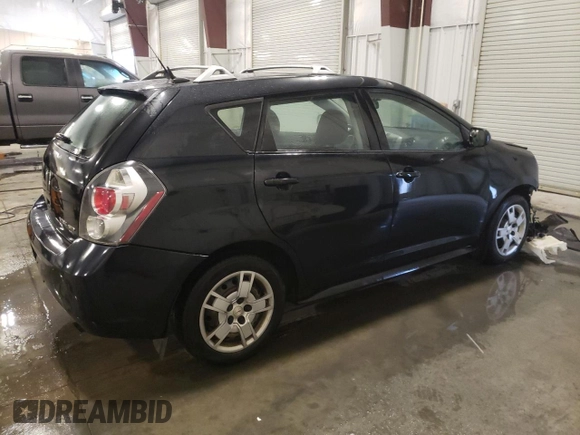 2010 Pontiac Vibe with VIN 5Y2SM6E0XAZ418314, listed as a Copart auction lot 86565084 with 220,876 mi miles and Salvage Title. Bid and sale history available at carsss.com. Image 3.