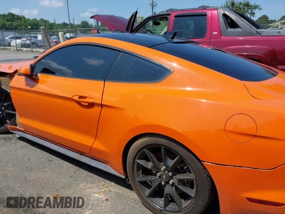 2020 Ford Mustang GT z VIN 1FA6P8CF5L5174647, wystawiony jako IAAI lot #42476619 z przebiegiem 42 728 mil mil oraz . Historia ofert i sprzedaży dostępna na DreamBid. Obrazek 14.