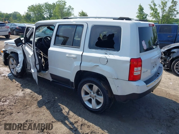 2013 Jeep Patriot Limited z VIN 1C4NJRCB8DD240450, wystawiony jako IAAI lot #42482733 z przebiegiem 149 659 mil mil oraz . Historia ofert i sprzedaży dostępna na DreamBid. Obrazek 3.