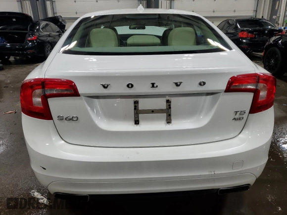 2015 Volvo S60 T5 Premier with VIN YV1612TB8F2311117, listed as a Copart auction lot 43157495 with 139,312 mi miles and Salvage Title. Bid and sale history available at carsss.com. Image 6.