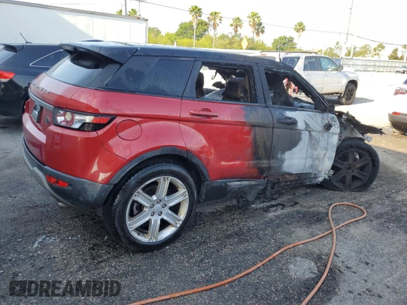 2015 Land Rover Range Rover Evoque Pure Plus z VIN SALVP2BG5FH061886, wystawiony jako Copart lot #55769765 z przebiegiem Nie podano mil oraz Nie do naprawy • Non repairable. Historia ofert i sprzedaży dostępna na DreamBid. Obrazek 3.