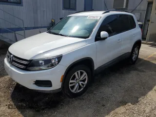 2016 Volkswagen Tiguan S with VIN WVGAV7AX9GW529699, listed as a Copart auction lot 62239475 with 119,075 mi miles and Clean title. Bid and sale history available at DreamBid. Image 1.