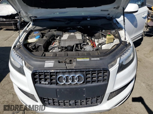 2015 Audi Q7 S line Prestige z VIN WA1DGAFE1FD017150, wystawiony jako Copart lot #67568584 z przebiegiem 128 221 mil mil oraz Szkoda całkowita • Salvage title. Historia ofert i sprzedaży dostępna na DreamBid. Obrazek 12.