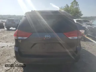 2012 Toyota Sienna XLE AAS z VIN 5TDYK3DC2CS196804, wystawiony jako Copart lot #65655755 z przebiegiem 298 629 mil mil oraz Czysty tytuł • Clean title. Historia ofert i sprzedaży dostępna na DreamBid. Obrazek 6.