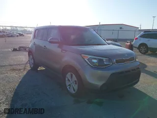 2014 Kia Soul with VIN KNDJN2A22E7059180, listed as a IAAI auction lot 41984560 with 157,057 mi miles. Bid and sale history available at carsss.com. Image 1.